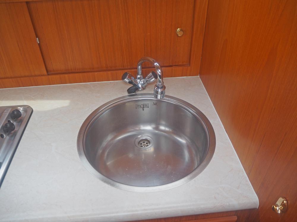 Cabin en avant, H&eacute;bergements